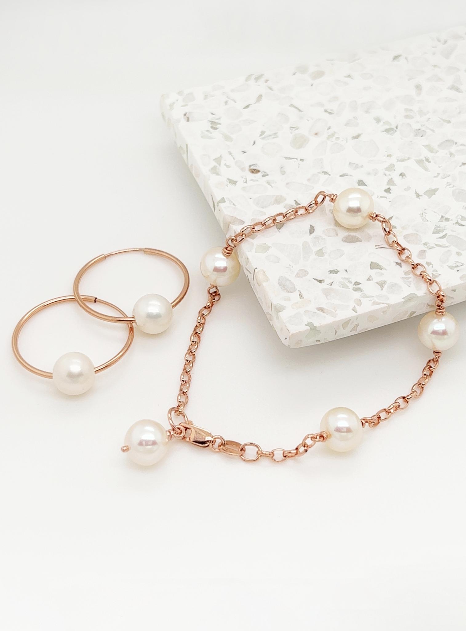 Coco Pearl Bracelets