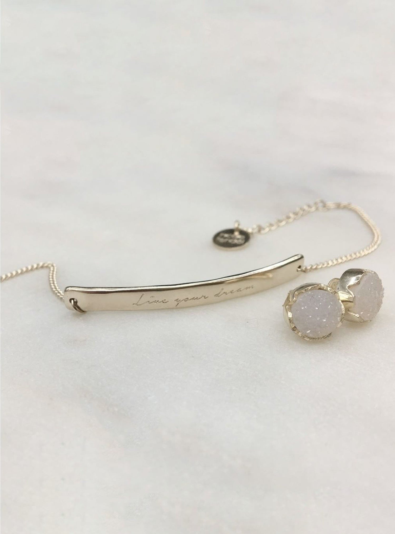 Nicole Fendel Soft Gold Willow Organic Live Your Dream Bar Pendant