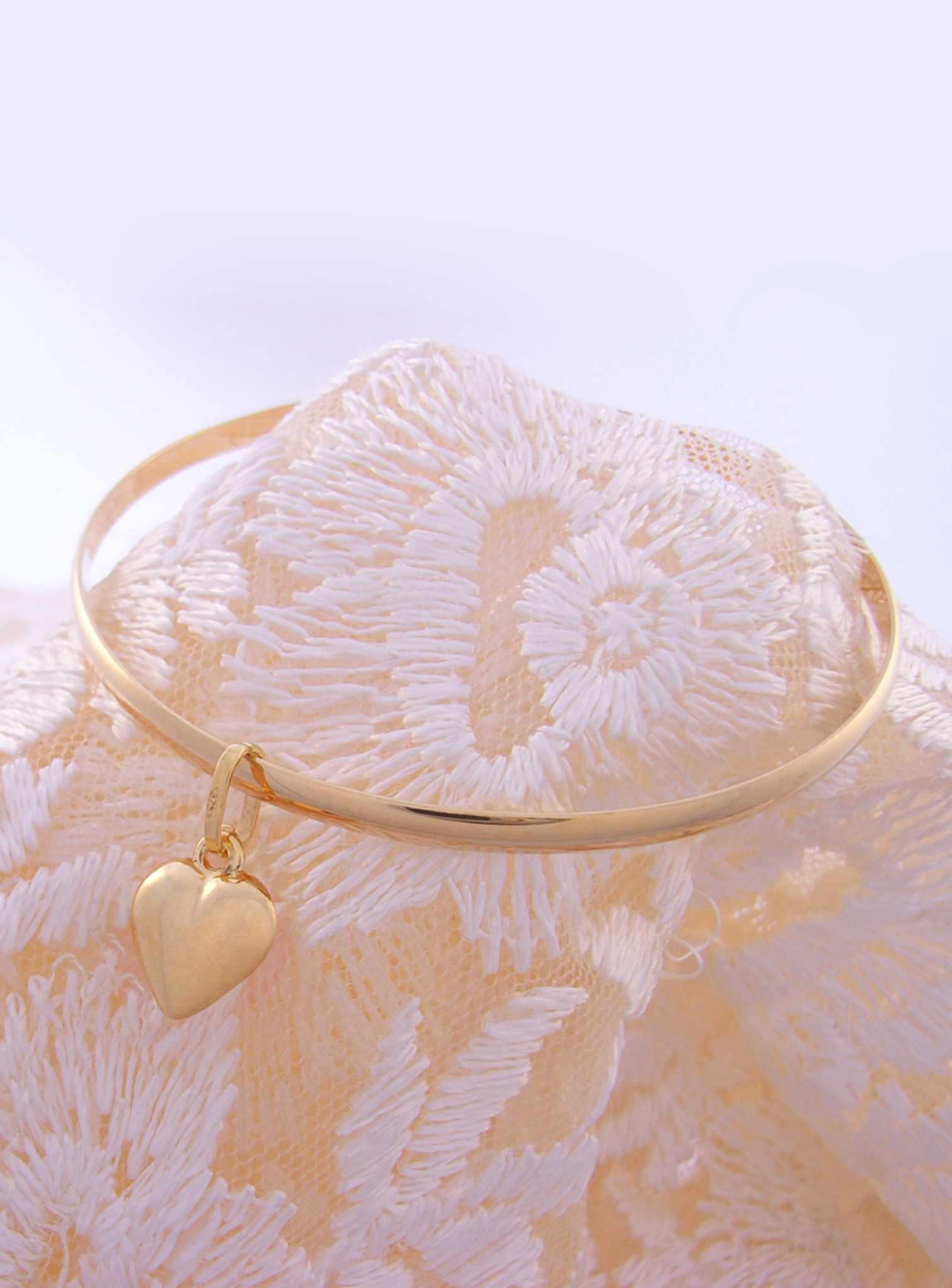 9ct Solid Gold Bangle With Floating Heart Charm