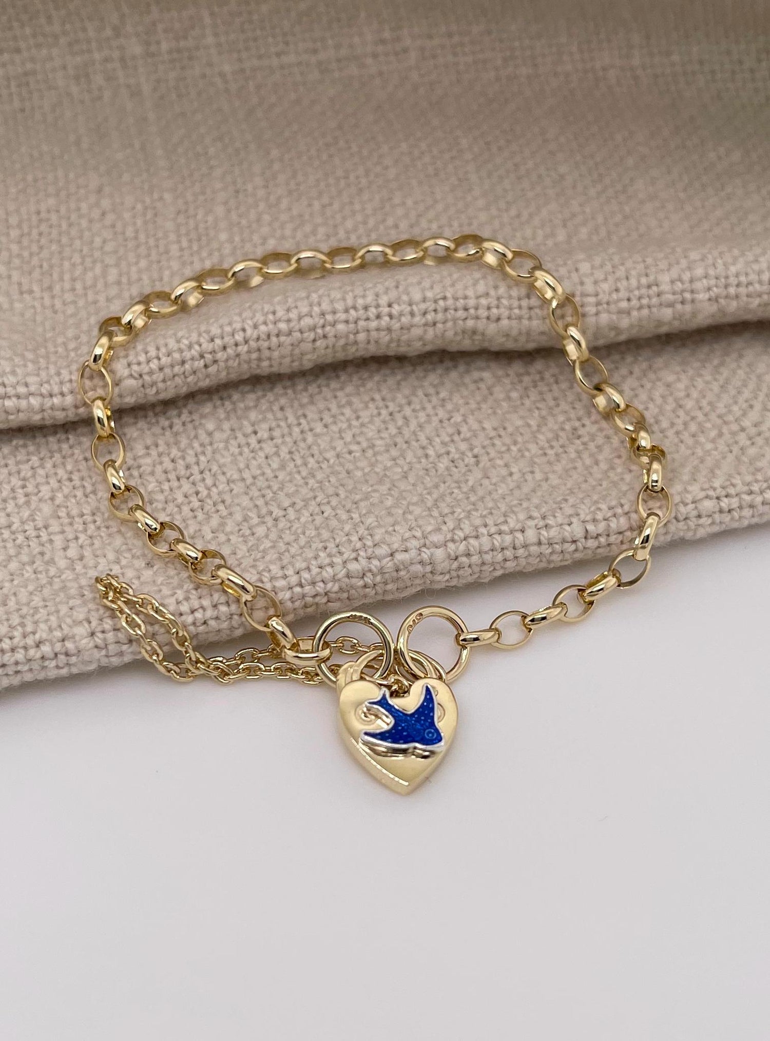 Baby Bluebird of Happiness Padlock 3.2mm Oval Belcher Bracelet