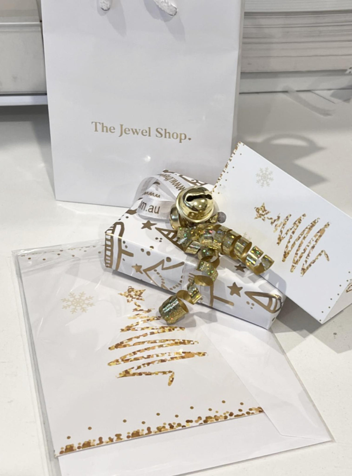 Merry Christmas Gold Tree Gift Wrapping