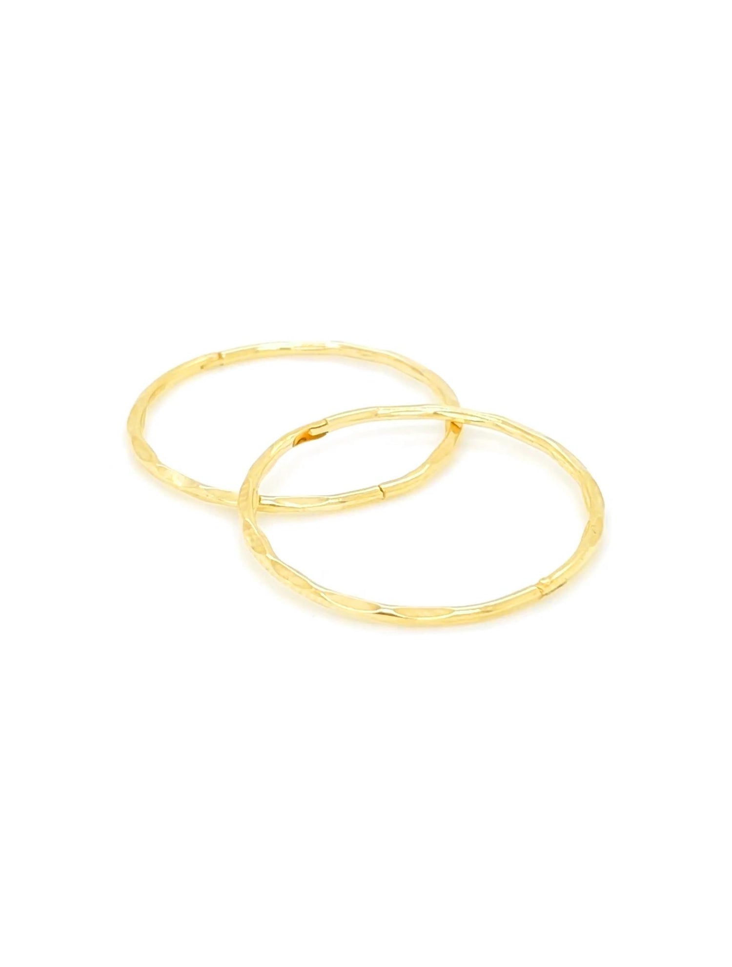 Facet Jumbo Sleeper Hoop Earrings in 22ct Gold