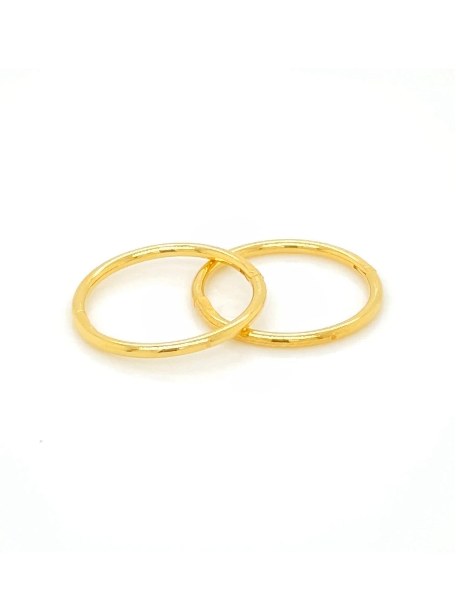 Medium Plain Hinged Sleeper Hoop Earrings in 22ct Gold