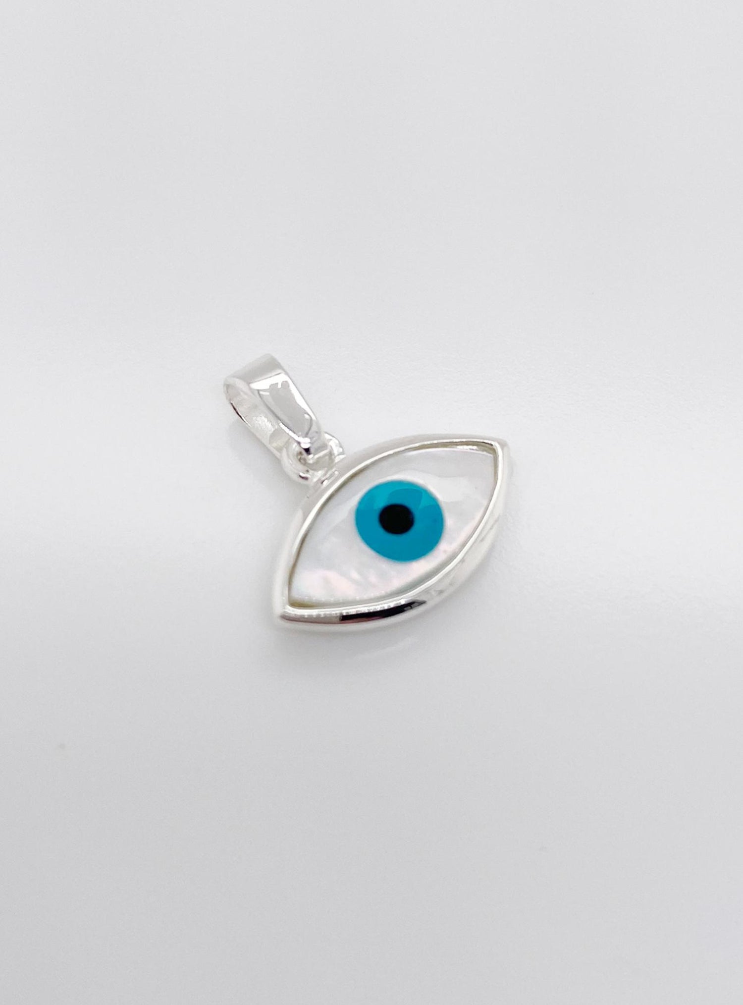 Lucky Protection Evil Eye Charm Pendant in Mother of Pearl