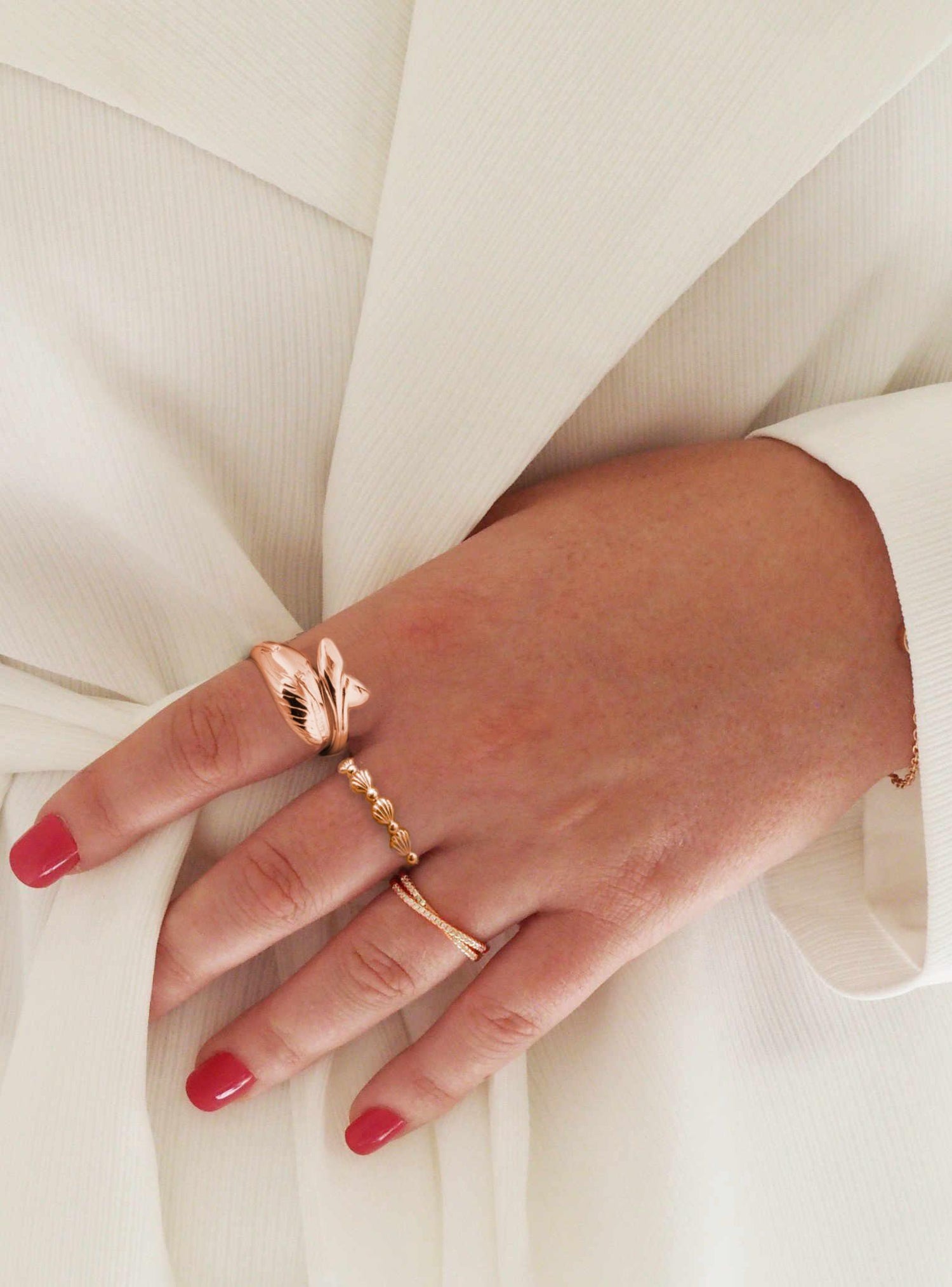 Nalu Whale Ring in 9ct Rose Gold
