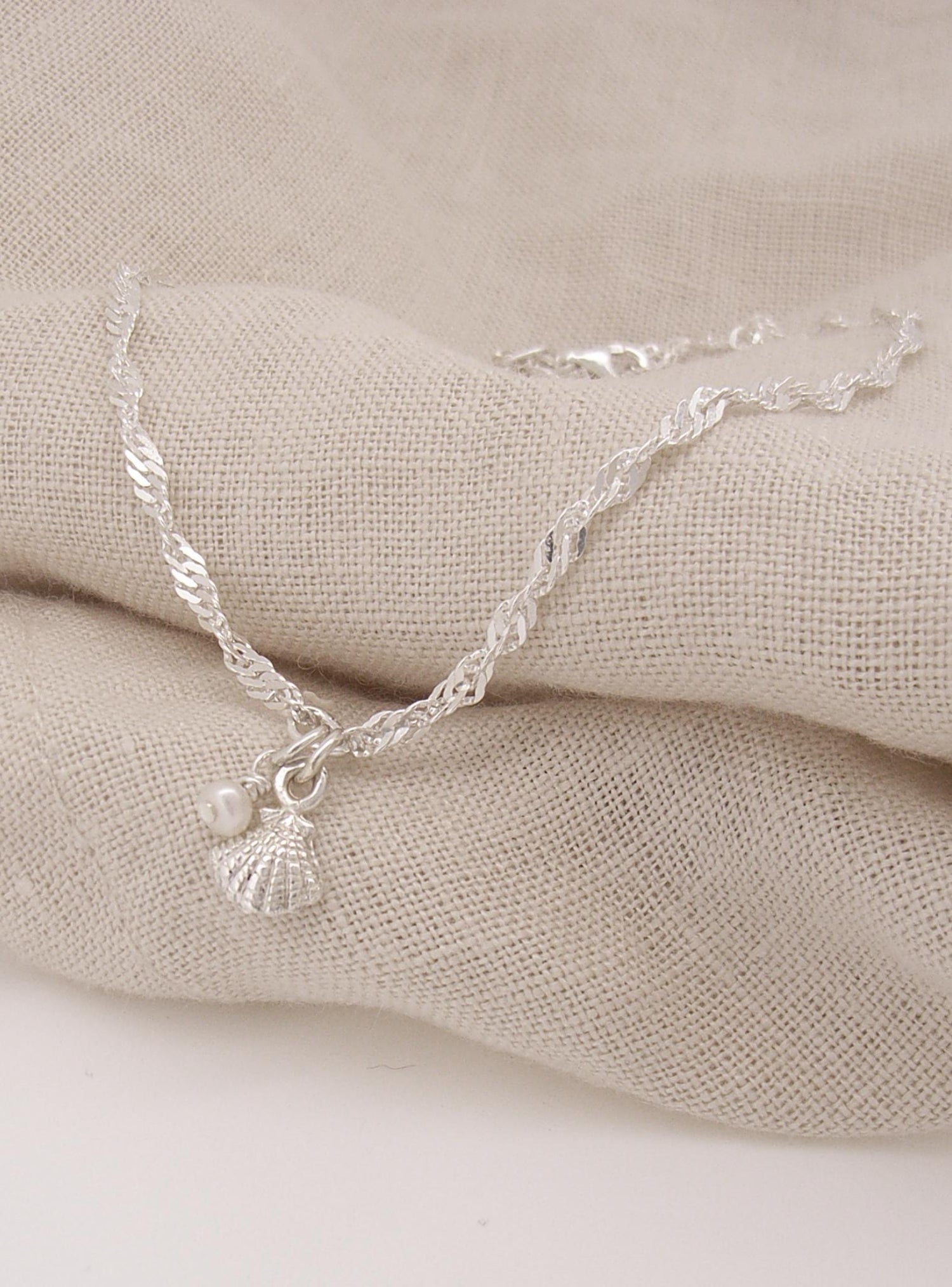 Seashell Charm Pearl Rope Singapore Twist Chain in Anklet