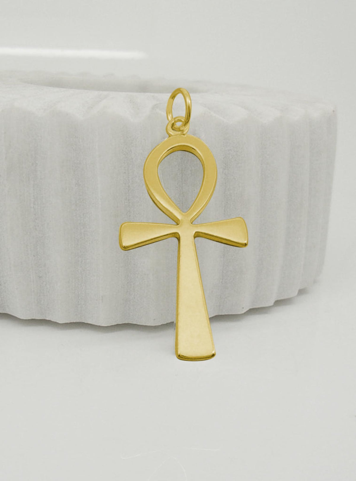 Large Egyptian Ankh Cross Pendant Necklace in 9ct Gold