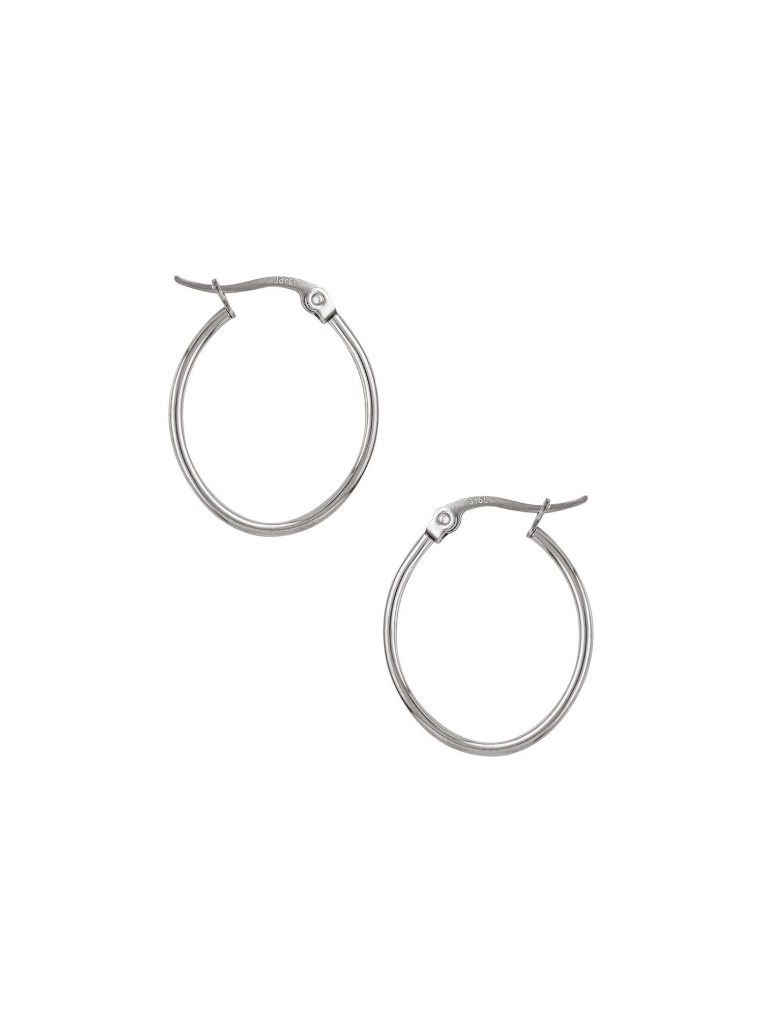 Dakota 20mm Simple Oval Hoop Earrings in Silver