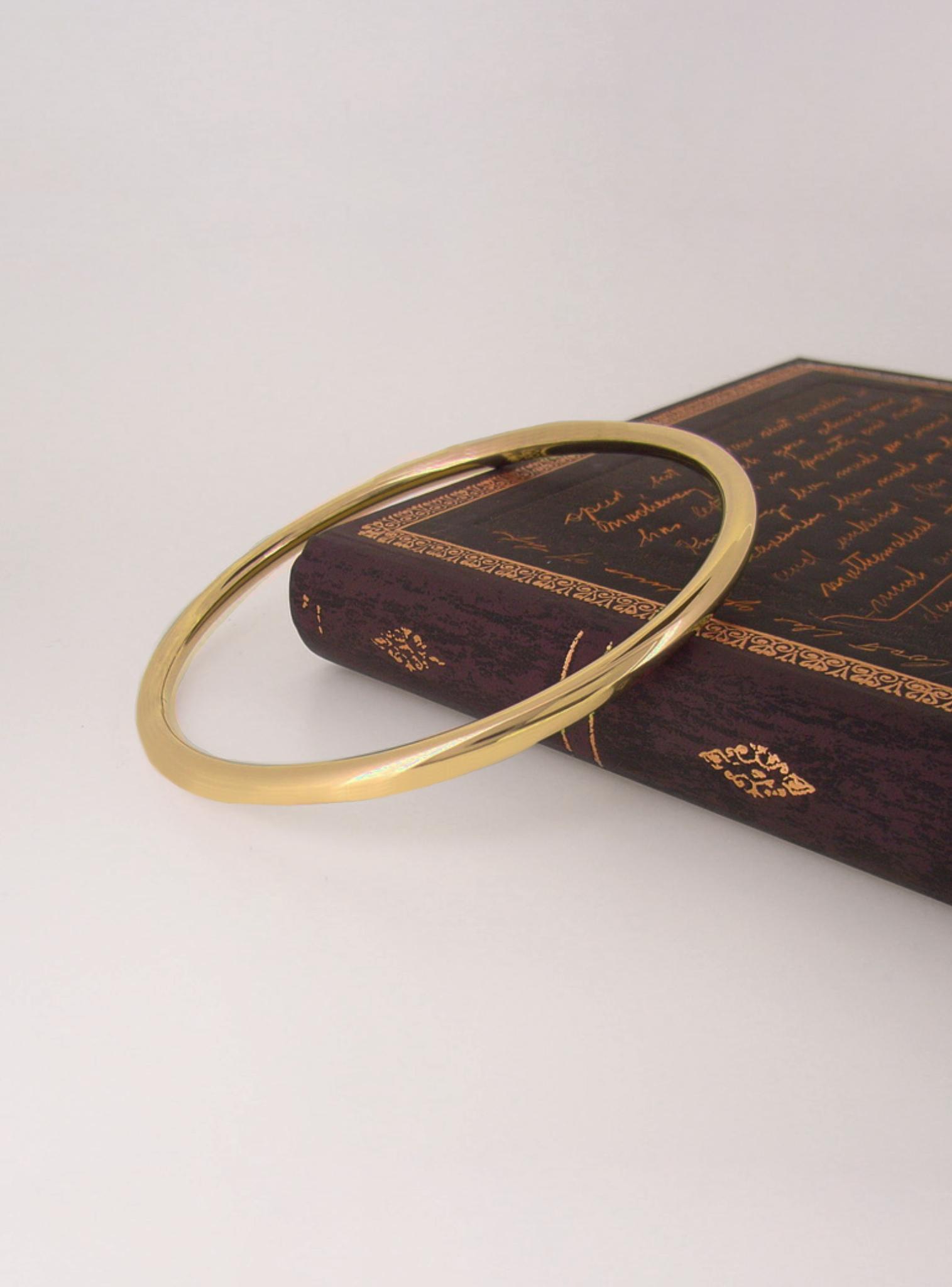 Simple Round Golf Bangle in Silver Filled 9ct Gold